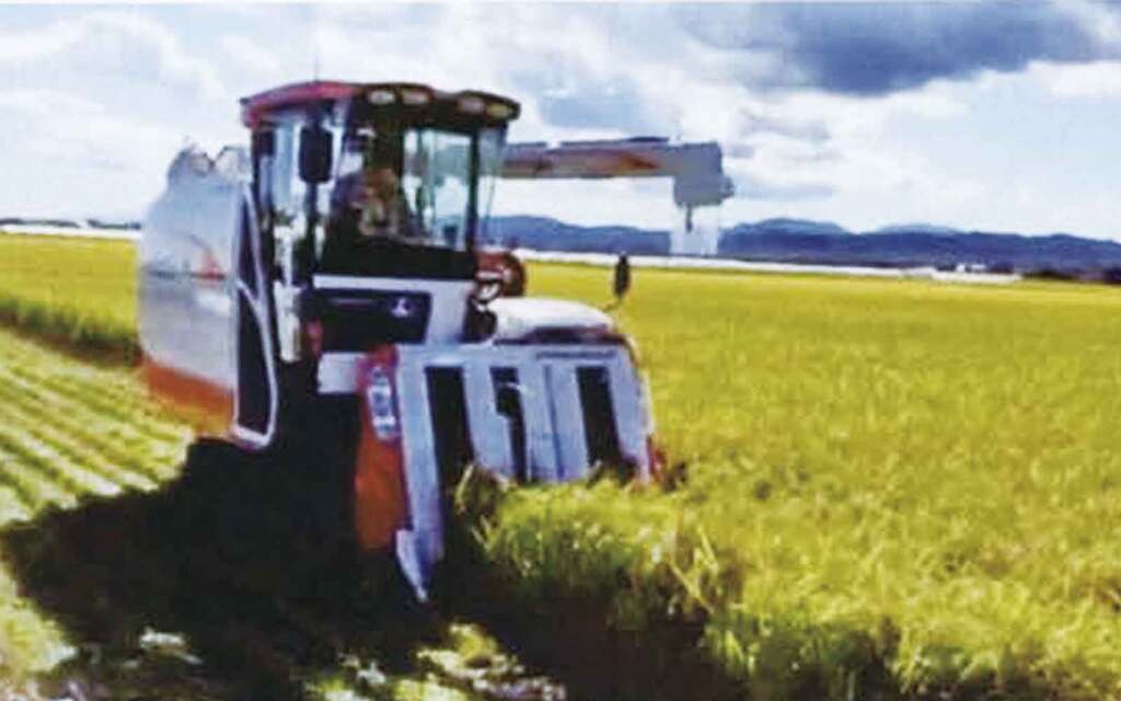 写真４種子専用コンバイン