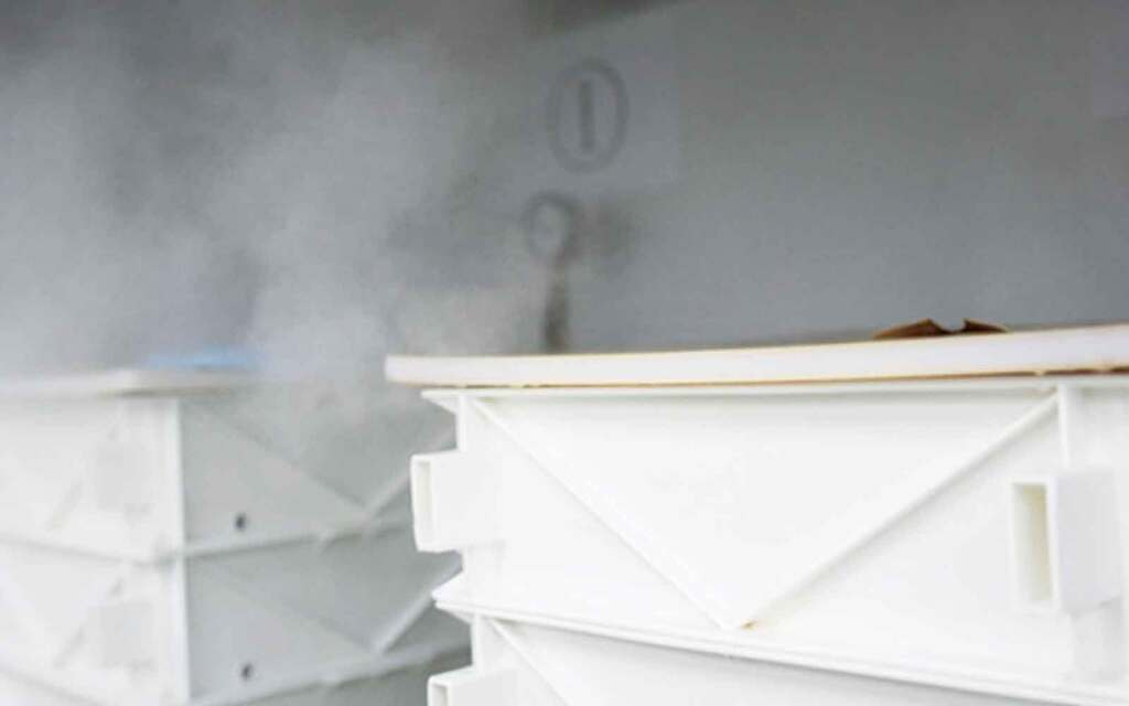 もち米を蒸す工程