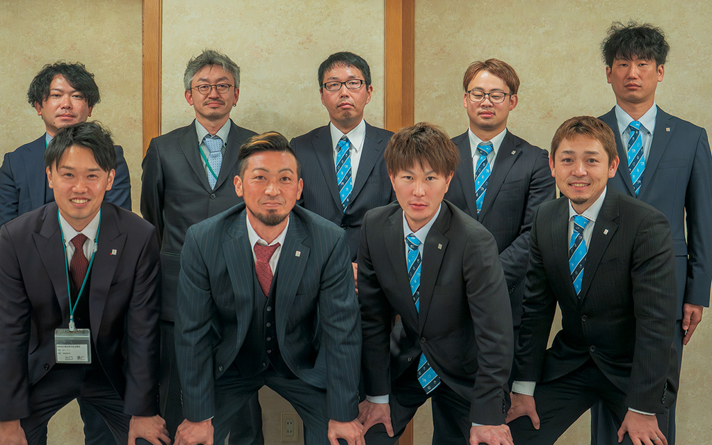 JAオホーツク網走青年部とJA新はこだて青年部の皆さん。距離が離れていてもWebを通じて話し合い、活動を進めています。